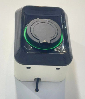 32A CE AC Charging Pile Black 7KW Electric Vehicle Charging Unit